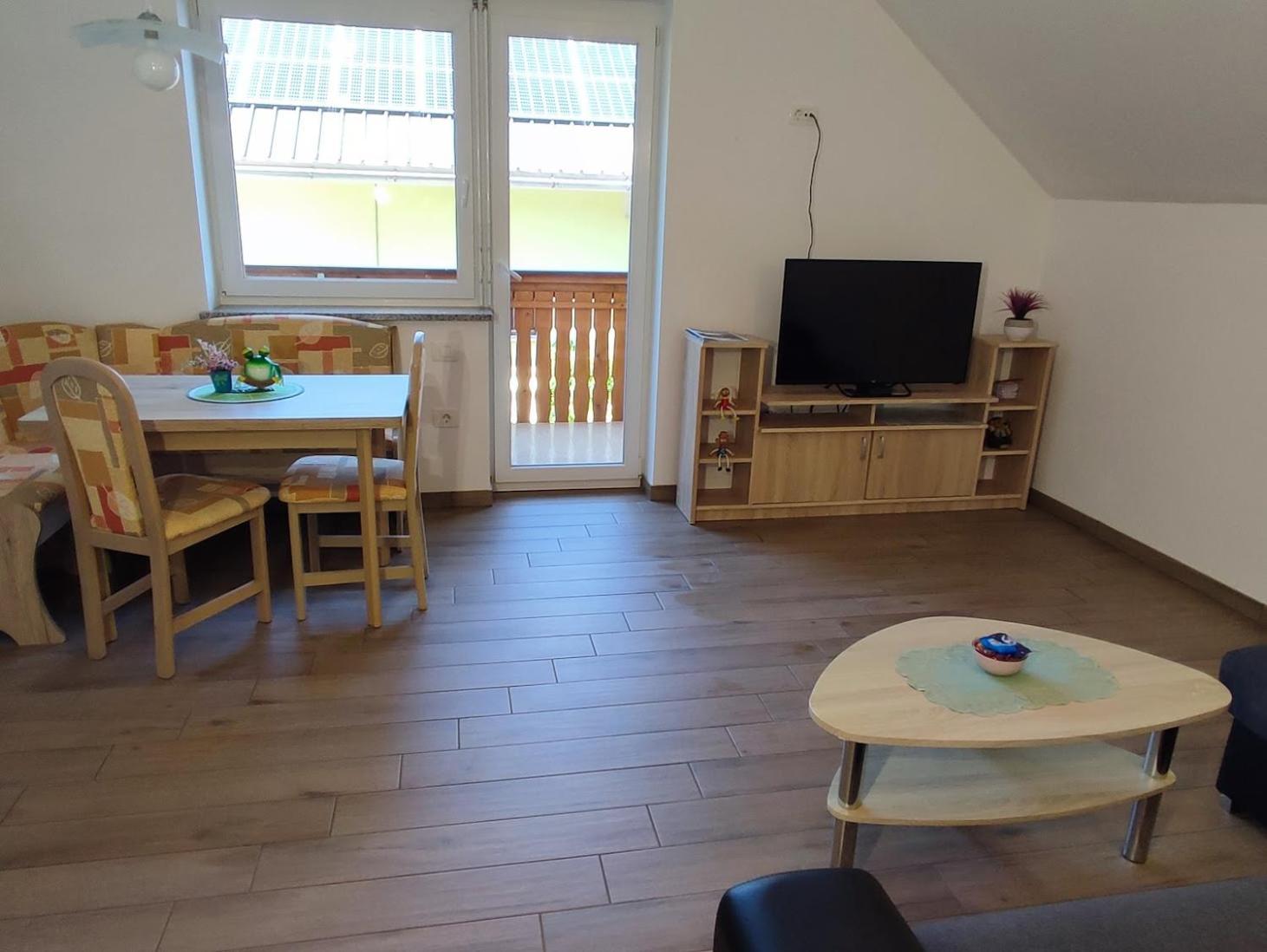 Apartments And Wellness Jelovca Radovljica Extérieur photo